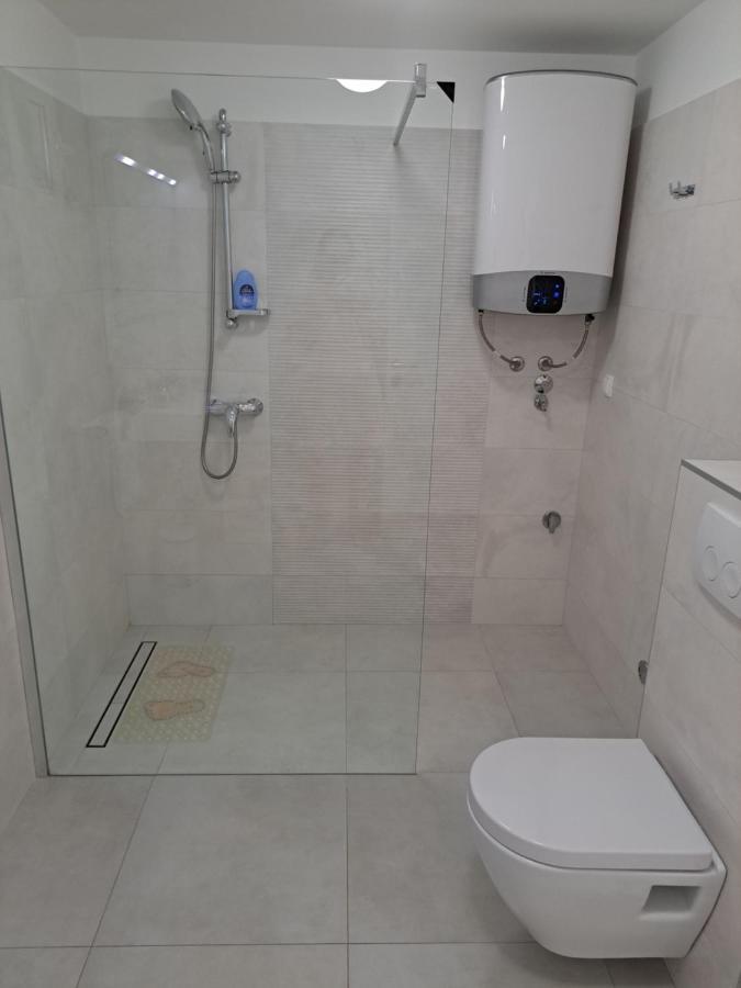 Fig Tree Apartment Povlja  Bagian luar foto