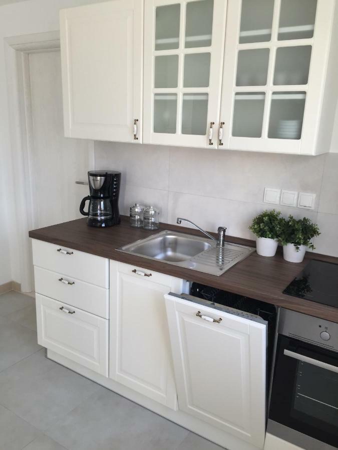 Fig Tree Apartment Povlja  Bagian luar foto