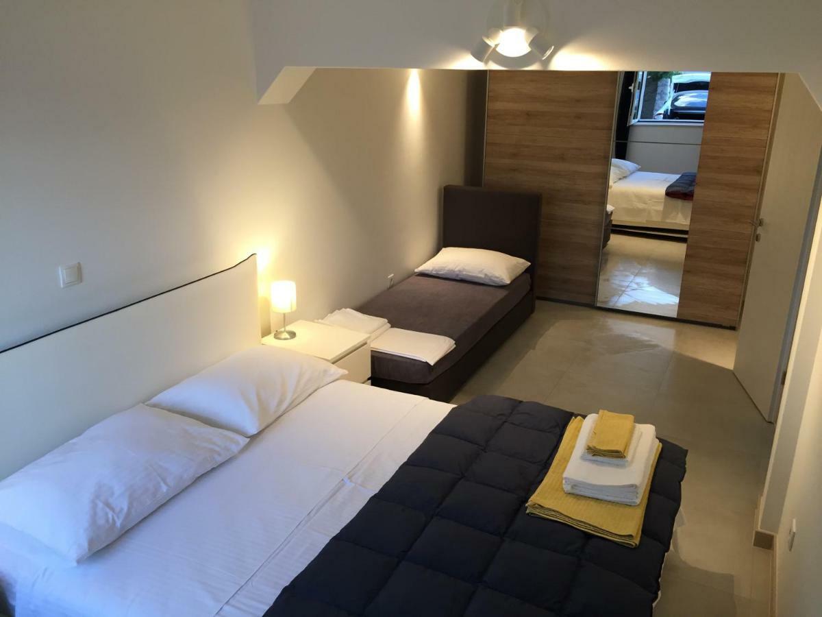 Fig Tree Apartment Povlja  Bagian luar foto